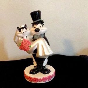 Brand New, Warner Bros, wedding cake topper.  Never used, no original box.